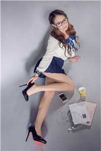 全家带凳子吃瓜，真千金爆料啦