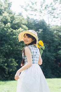 禀告首辅，夫人她又去给你物色美女了