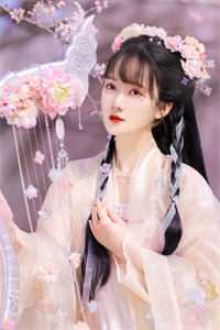军婚甜如蜜，恶女穿七零被宠上天