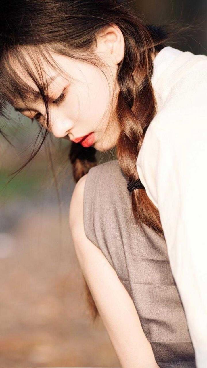 身为主角，我除了女帝老婆一无所有