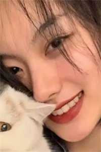 重生后，女配的我被团宠了