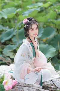 顶级豪门做娘家，渣男他追悔莫及