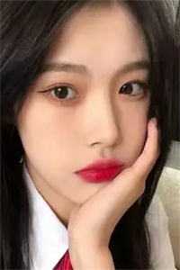 分手后，她和马甲大佬闪婚了