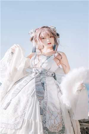 清冷美人分手后，疯批大佬红了眼