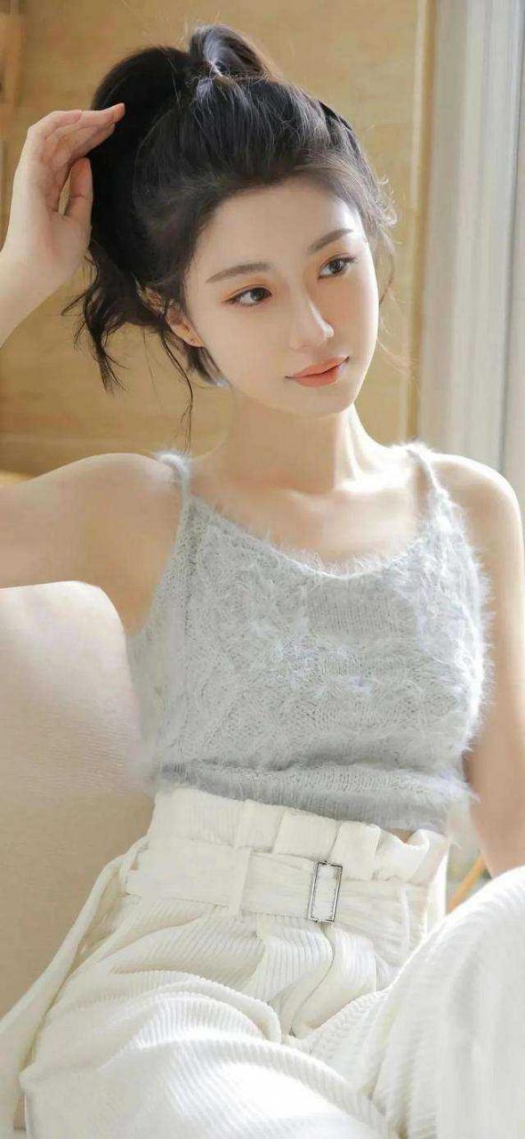 离婚后，霸总倒贴成宠妻狂魔
