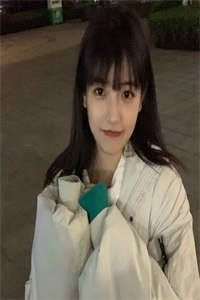 薄爷，夫人出价一千亿要退婚