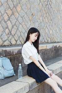 穿书后，她在冷情大疯批心头蹦迪