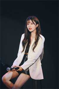 我一天才重生后，江山美人我都爱