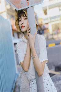 穿成霸总妻，我炮灰碾压女主角！