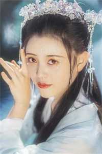 开局女帝为师，我出师便天下无敌