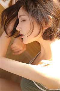 离职后，她藏孕肚继承千亿财产