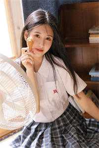 听了侯府小可怜的心声，反派跪了