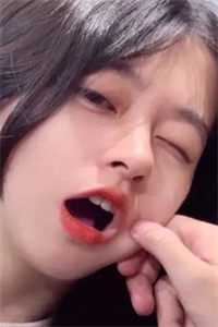 穿成女主做反派