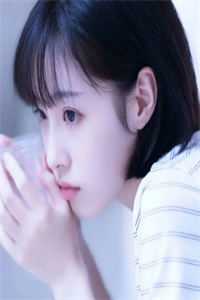 美艳狐狸精被疯批总裁套牢