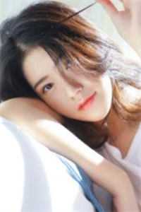岁古长昭，我见青山多妩媚