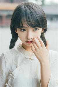 未转变者与仿生人少女的末日笔记