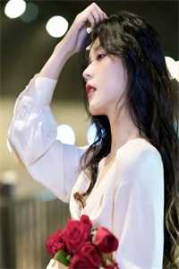 未婚夫植物人后，他哥骗我去领证