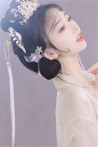 家徒四壁：女教授向我求婚