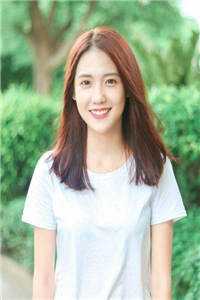 重回择婿那天，我诞下极品孔雀蛋