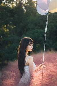 重生后，我诞下至尊金龙宝