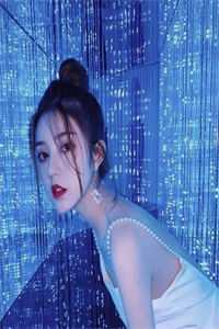 跟前夫离婚后，他疯了