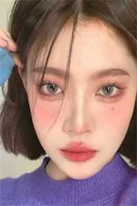 女儿和绿毛