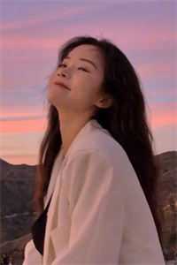 星辰已逝青山渐远