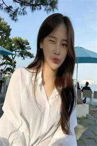 婚礼上，我披着婚纱走向了竹马