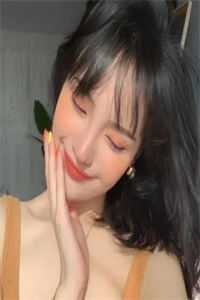 丈夫葬礼上，她笑着签下复仇协议