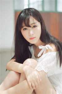 沙雕女扳弯格格婆婆
