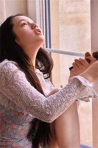瞒着未婚夫打胎嫁人后，他疯了