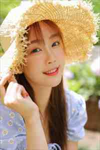 我靠弹幕狂虐渣男和白莲花