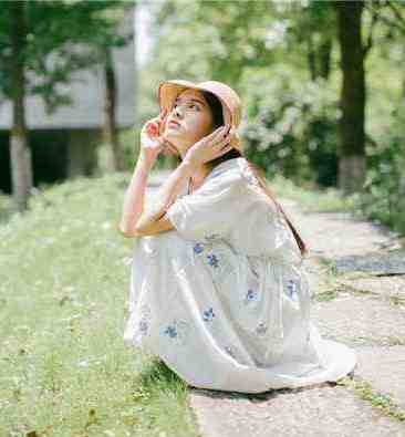闻君有两意，故来相决绝