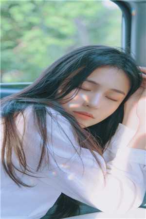 破晓迷雾
