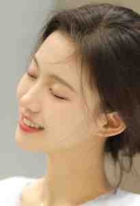 重生后拒绝收养闺蜜女儿
