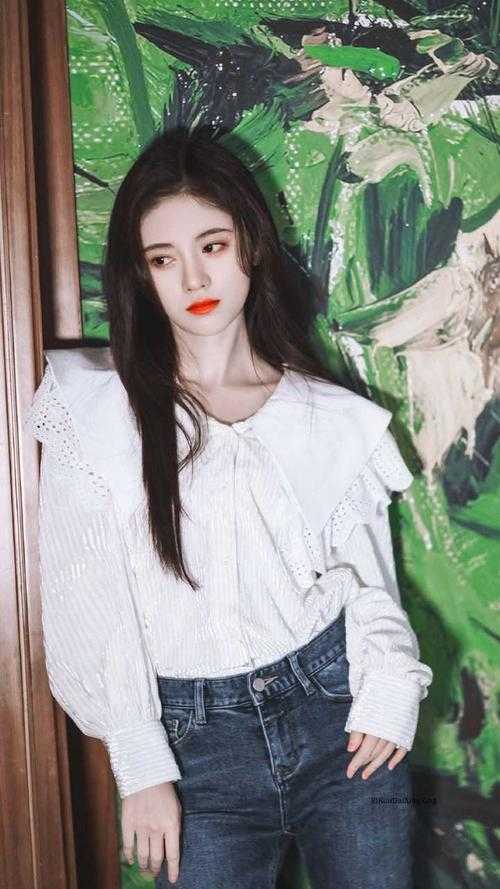 重生末世：我抢了女神的金手指