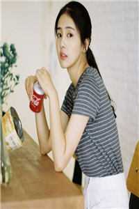 我死后，老公为了初恋打断女儿的手