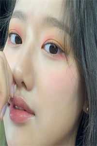封后大典前，我拐跑了皇帝的贵妃
