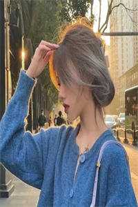 出差偶遇50岁离异女人