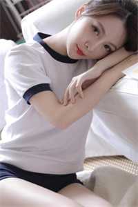 摄影师女友给初恋拍私房写真
