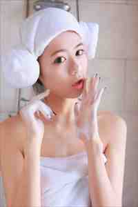 黑心美甲店，五千一次还骂我白漂