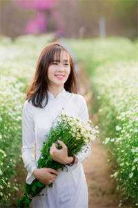 被穿越女夺走气运后我死遁了