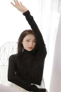 不就给她过户房子，至于离婚吗？