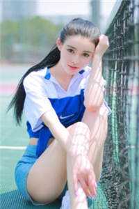 纪念日当天，女友却在她白月光身旁