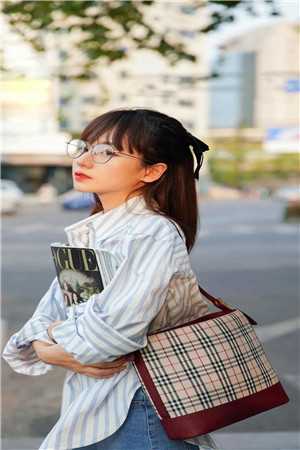 梅香阵阵