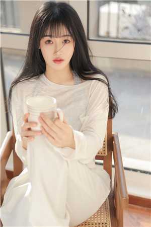 死遁的长姐归来后，我成了下堂妻