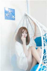 男友为了资助的贫困生把我丢在服务区