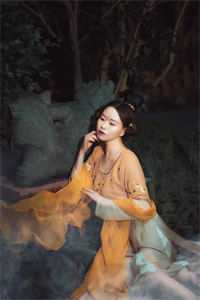 未见青山老