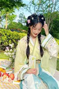 大年初一，老婆为白月光要女儿命