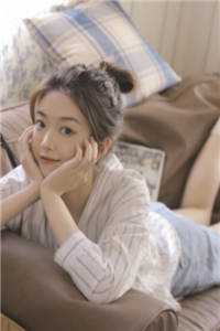 小白花认亲后，把我一脚踹进穷窝